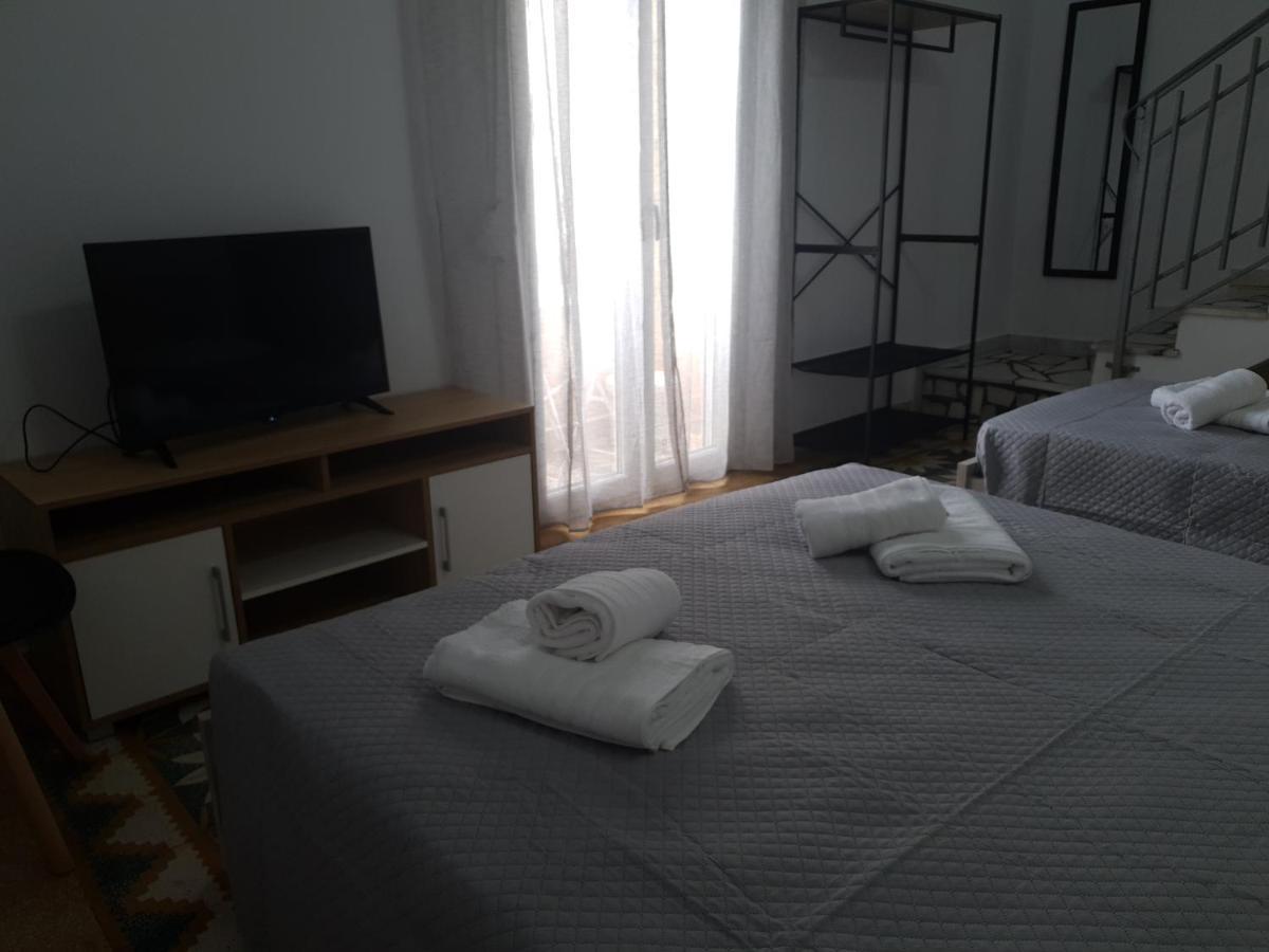 Callisto Room 4 에르무폴리 외부 사진